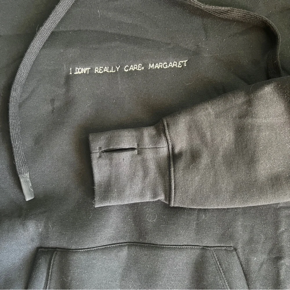 I DON’T REALLY CARE, MARGARET Black Hoodie Size L/XL - Picture 5 of 8